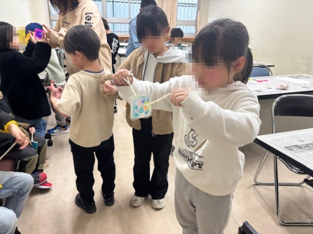 ぶんぶんごま作りの写真